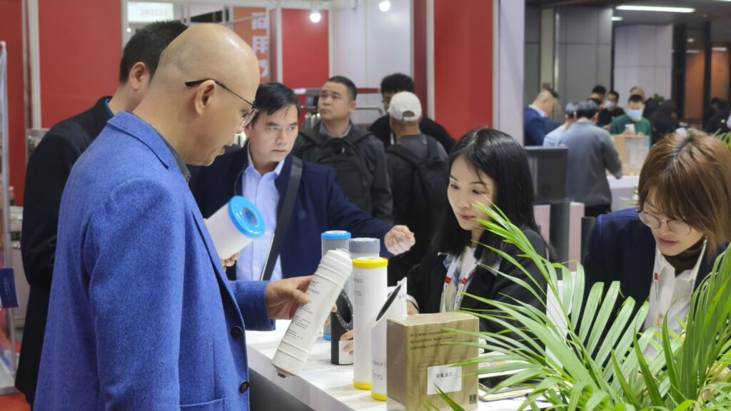 Guangdong Water Exhibition huatan filtration carbon block technology